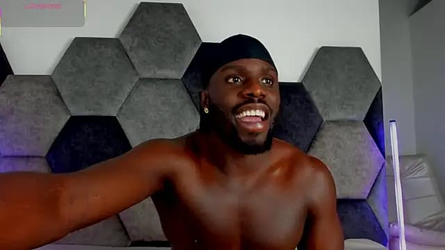 Latrellx7 live cam