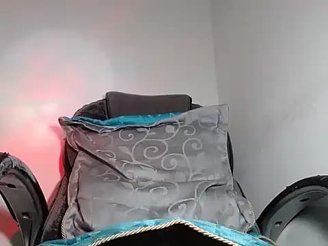 SexyboyHot2000 live cam