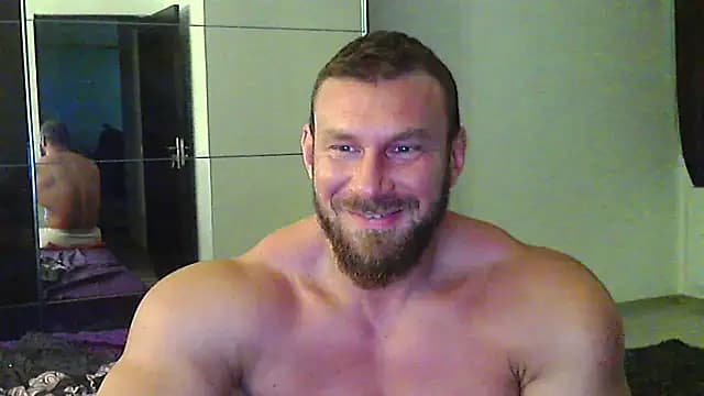 muscularkevin live cam
