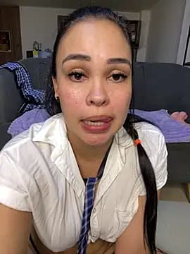 FOX_LATINA live cam