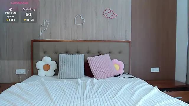Carammelstorm live cam