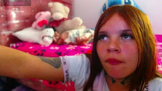 Candykane29 live cam on Stripchat
