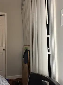 Ur_VR_DreamBoy live cam