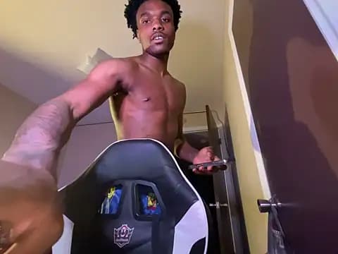 Bigdicktrick227 live cam