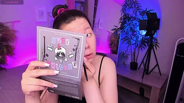 Vanessa_ama live cam