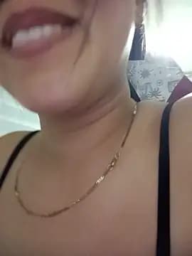 Chloe_Thomsoon_ live cam