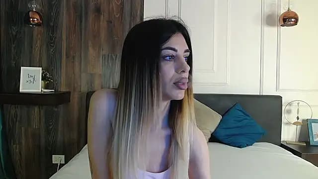 IvyLustt live cam