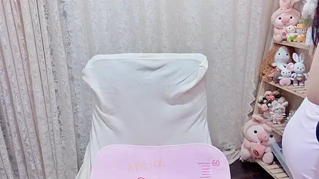Rellababyy live cam