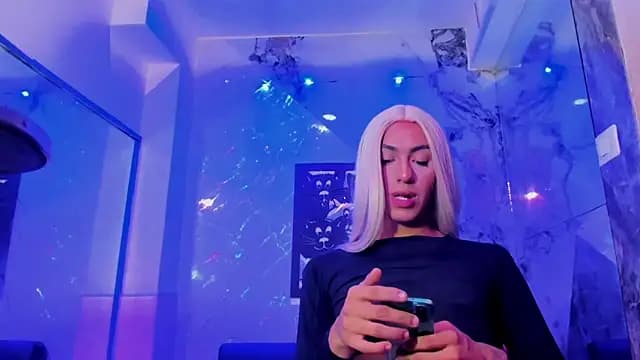 Isabella_stanford2 live cam