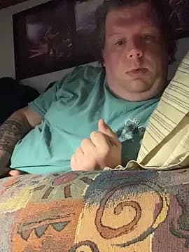 Stephanie1984 live cam