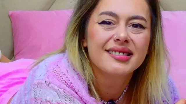 ChloeFrost live cam
