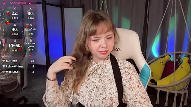 LeonaHicks live cam