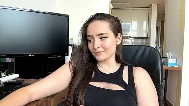 Emilly_Cart live cam on Stripchat