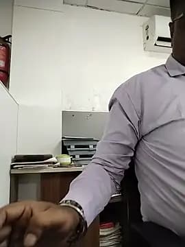 Desi_Lodo_Gujju_Boy live cam