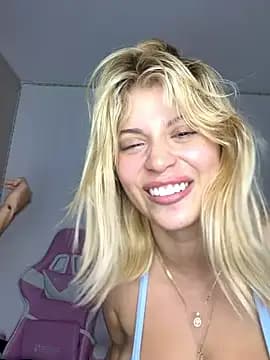 _Alicee_1 live cam