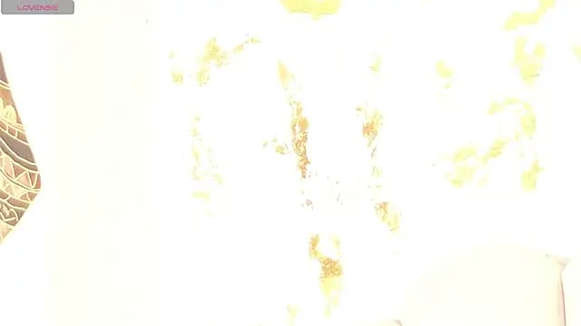 bonieklent live cam