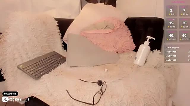 nickky__ live cam