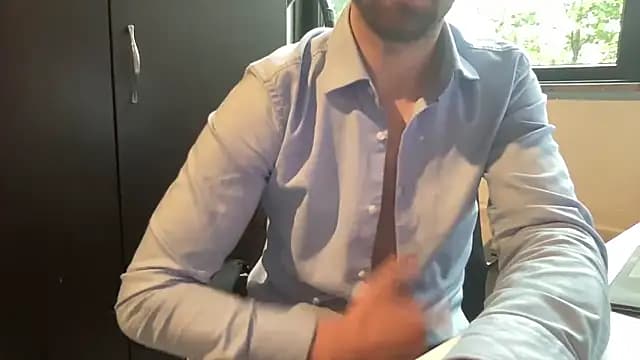 bullyboyy live cam