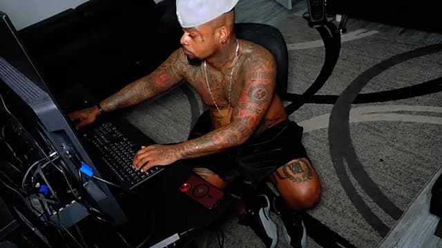 SLANGONDEMHOES live cam
