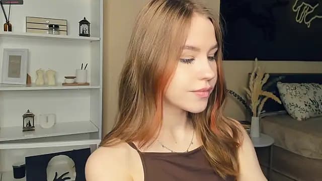 MaliaBourraine live cam