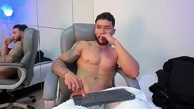Axel_power_ live cam