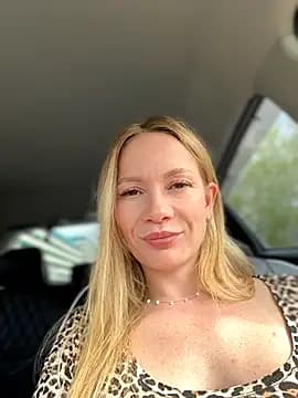 LavenderHot live cam