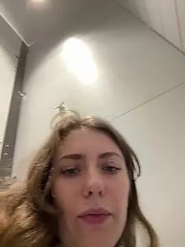 MariiD live cam