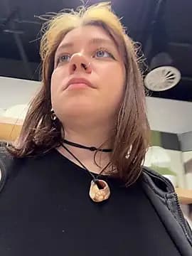 lucy-joy live cam