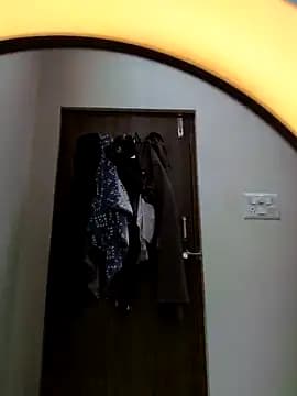 Shriya_reddy live cam