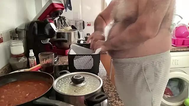 EroticVenetian live cam