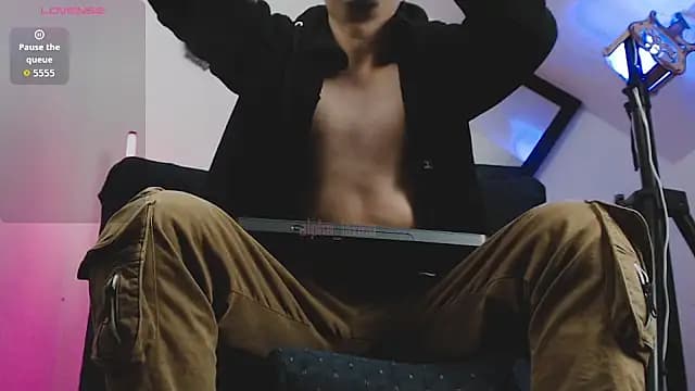 ALPHA_LATINO live cam