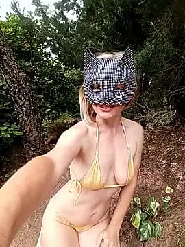 HotWife_VR live cam