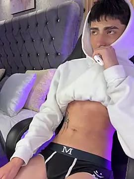 MateoMitchell live cam
