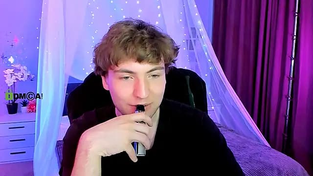 joseph_bear_ live cam