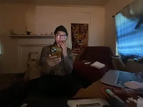 ThrowedWorldWide live cam