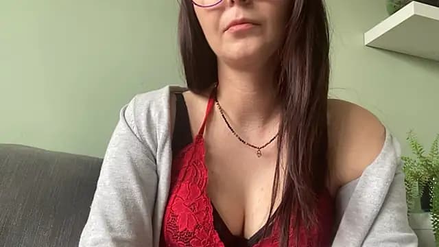 ChloeNatural live cam