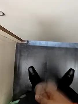 boyfromMum_bai live cam