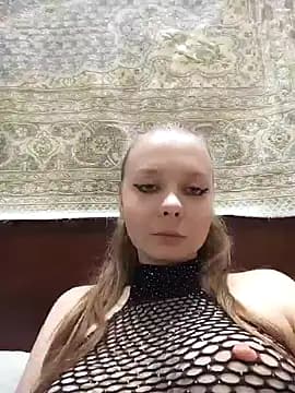 Ekaterina27 live cam