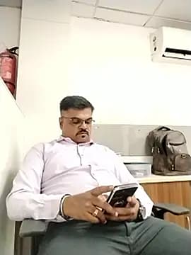 Desi_Lodo_Gujju_Boy live cam