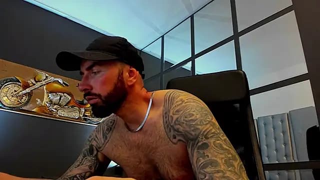 AronGrant live cam