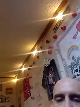 ClydeCan409 live cam
