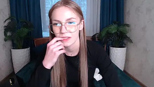 HitGyrl live cam