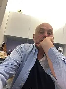 pantomax live cam on Stripchat