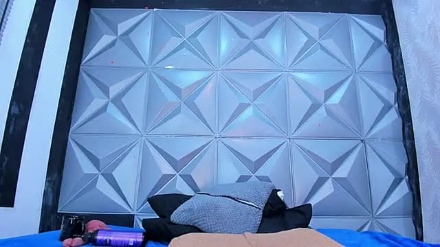 BustyGlow live cam