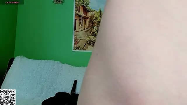 NightBloss live cam