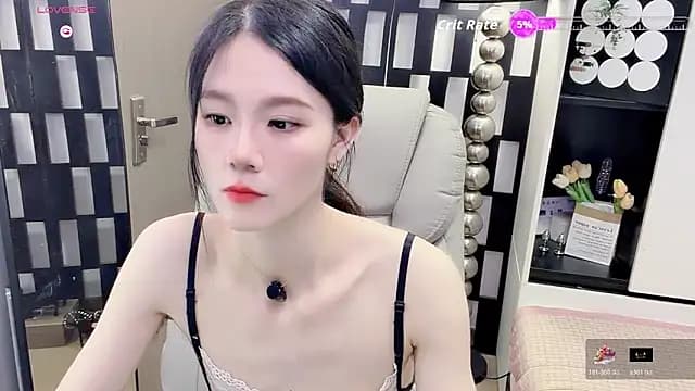 Yueyue-MM live cam