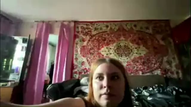 Violette_Iguina live cam