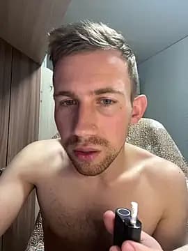 ---Dark-- live cam