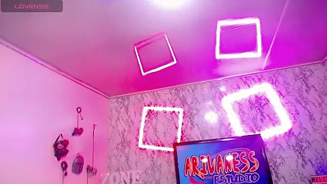 Karol_Vanessa__ live cam