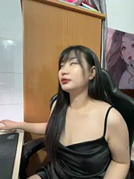 Bella439 live cam